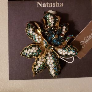 Beautiful broach with green & blue accents